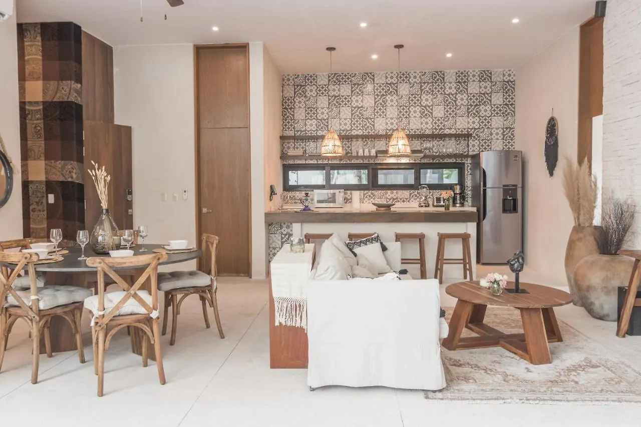 Lovely & Boho-Style 2Br Apartment Aldea Zama Insta-Worthy Pool, Uncovered Patio & Terrace Tulum México